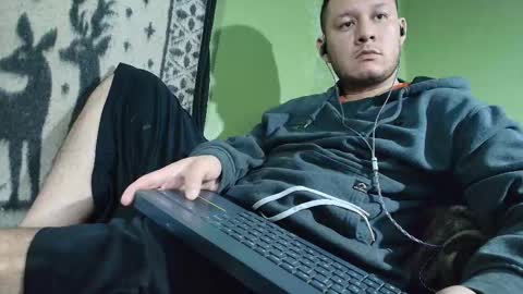 hot_guy36 online show from March 15, 4:02 pm