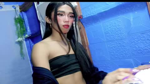 Khianna online show from March 11, 2:34 pm