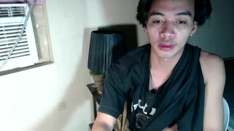 Snapshot of hot_kianxx chatting on May 18, 6:36 pm hot_kianxx online show from May 18, 6:36 pm