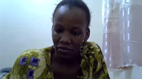 Snapshot of hot_leen chatting on May 21, 3:30 pm Chara online show from May 21, 3:30 pm