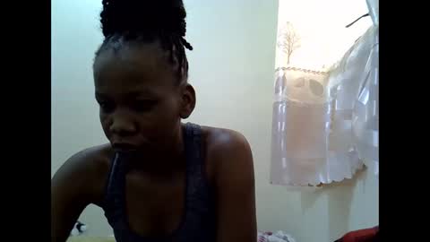 Snapshot of hot_leen chatting on June 1, 10:28 am Chara online show from June 1, 10:28 am