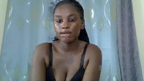 Snapshot of hot_lexy2 chatting on June 16, 5:48 pm hot_lexy2 online show from June 16, 5:48 pm
