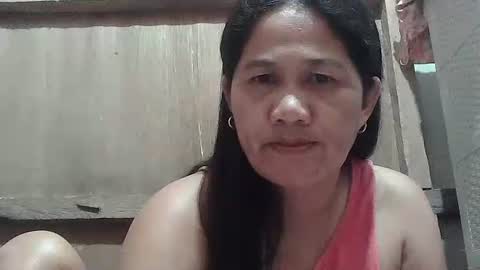 Snapshot of hot_mama09 chatting on May 13, 11:00 pm hotmama online show from May 13, 11:00 pm