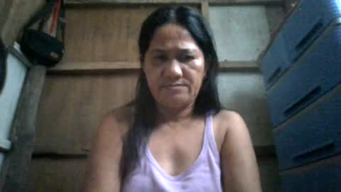Snapshot of hot_mama09 chatting on July 26, 8:10 am hotmama online show from July 26, 8:10 am