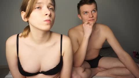 Sara and Sam online show from January 18, 11:19 pm