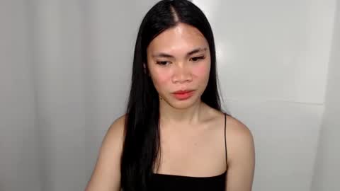 Snapshot of hot_pauline chatting on May 11, 2:45 pm hot_pauline online show from May 11, 2:45 pm