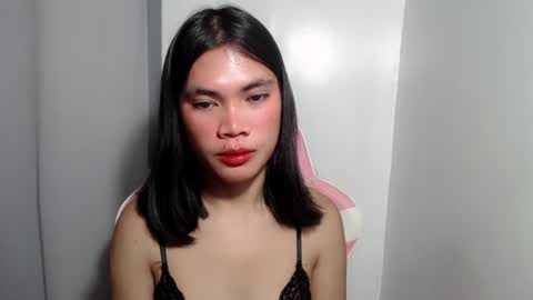 Snapshot of hot_pauline chatting on July 18, 11:41 pm hot_pauline online show from July 18, 11:41 pm