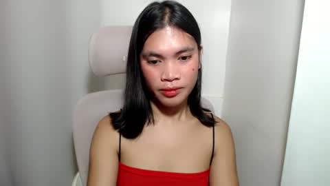 Snapshot of hot_pauline chatting on July 23, 4:38 pm hot_pauline online show from July 23, 4:38 pm