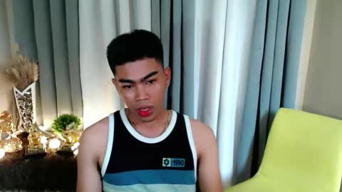 hot_petit69 online show from February 3, 2:53 am