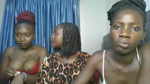Hot petite online show from December 19, 9:38 am