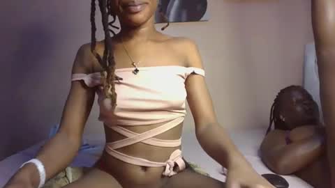 hot petite100 online show from October 9, 9:02 pm