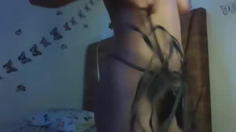 Snapshot of hot_petite100 chatting on April 18, 10:52 am hot petite100 online show from April 18, 10:52 am