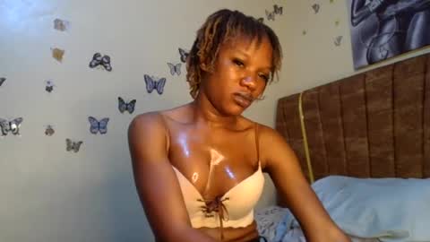 hot petite100 online show from June 25, 5:56 am