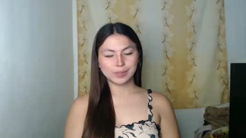 Nikki  online show from April 4, 2:36 pm