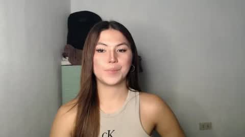 Nikki  online show from April 13, 2:55 pm