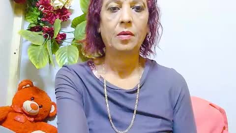 hot queen online show from July 22, 5:54 am