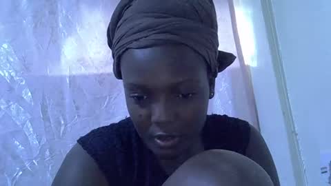 RAYLAH online show from March 30, 5:08 am