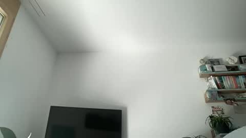 letmedoo2 online show from April 21, 8:53 am