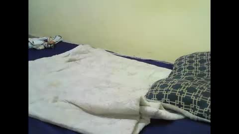 hot_shannia online show from April 3, 8:45 am