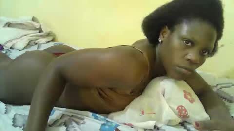 hot_shannia online show from April 16, 9:43 am