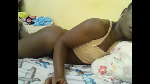 Snapshot of hot_shannia chatting on April 25, 9:23 am hot_shannia online show from April 25, 9:23 am