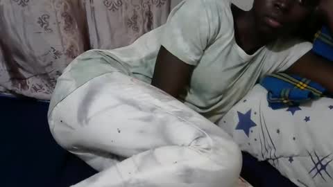 Snapshot of hot_shawrry chatting on February 1, 4:35 am hot_shawrry online show from February 1, 4:35 am