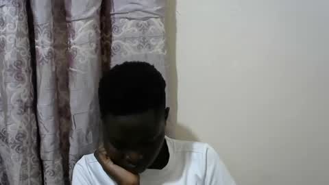 Snapshot of hot_shawrry chatting on February 10, 6:03 pm hot_shawrry online show from February 10, 6:03 pm