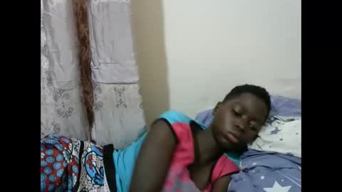 Snapshot of hot_shawrry chatting on February 25, 7:09 am hot_shawrry online show from February 25, 7:09 am