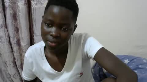 Snapshot of hot_shawrry chatting on March 9, 3:11 am hot_shawrry online show from March 9, 3:11 am