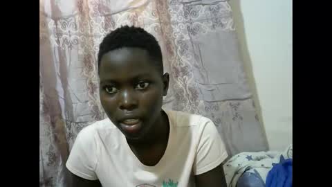 Snapshot of hot_shawrry chatting on March 12, 5:46 am hot_shawrry online show from March 12, 5:46 am