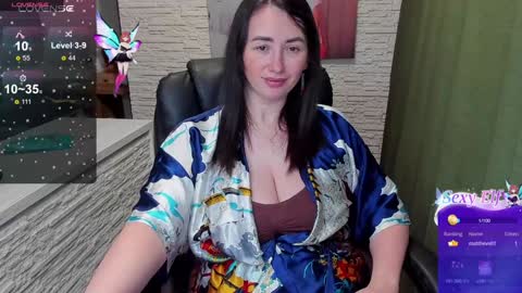 Snapshot of hot_squirtgirl chatting on December 11, 2:09 am Vasilisa online show from December 11, 2:09 am