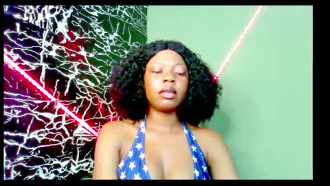 Snapshot of hot_stellaa chatting on January 4, 6:09 pm Stella online show from January 4, 6:09 pm