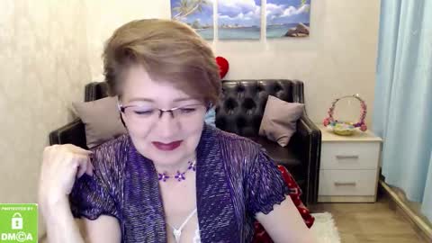 Snapshot of hot_woman04 chatting on February 5, 12:21 pm Sofia online show from February 5, 12:21 pm