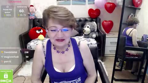 Snapshot of hot_woman04 chatting on February 11, 9:09 pm Sofia online show from February 11, 9:09 pm