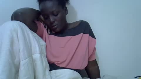 Snapshot of hot_zelinda chatting on June 18, 2:56 am hot_zelinda online show from June 18, 2:56 am
