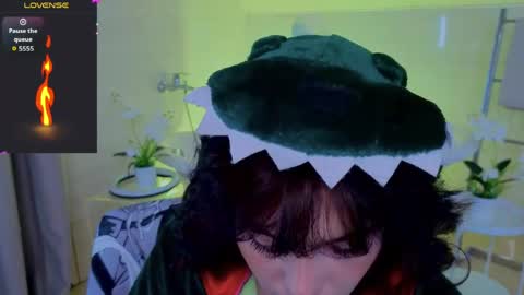Snapshot of hotary_yuko chatting on May 23, 3:45 am Hotary online show from May 23, 3:45 am