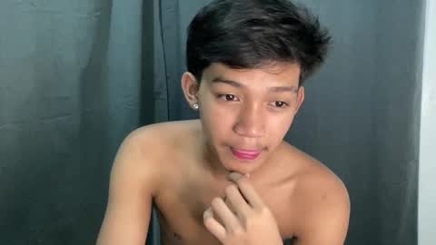 hotasian_jerome online show from March 17, 6:17 am