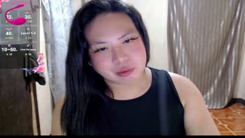 Snapshot of hotasian_mama chatting on July 6, 10:56 am Grace online show from July 6, 10:56 am