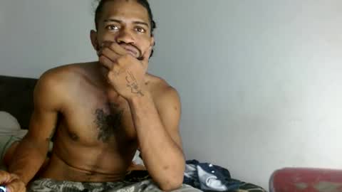 Snapshot of hotbody22_ chatting on May 7, 6:13 pm hotbody22_ online show from May 7, 6:13 pm