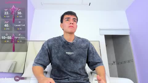 hotboy21_ online show from January 18, 3:43 am