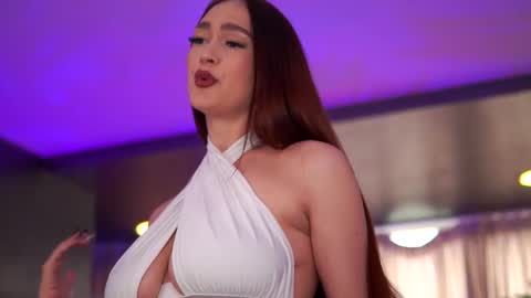 Anais online show from October 9, 9:18 am