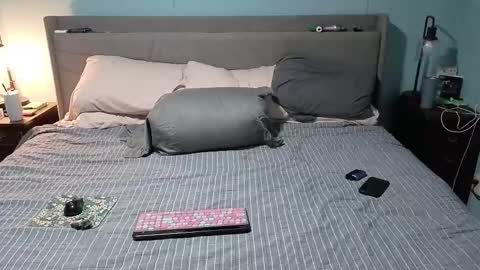 hotdadforyou online show from February 22, 12:01 am