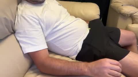 Snapshot of hotdadinshower chatting on July 16, 8:04 pm HotDadInShower online show from July 16, 8:04 pm