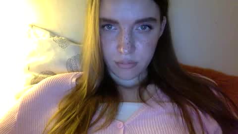 effy online show from November 26, 6:47 am