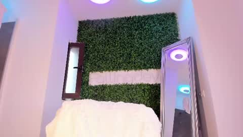 Snapshot of hotfallingdevil chatting on June 22, 4:42 am hotfallingdevil online show from June 22, 4:42 am