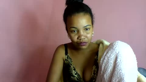 Snapshot of hotfelicia chatting on July 20, 5:44 am hotfelicia online show from July 20, 5:44 am
