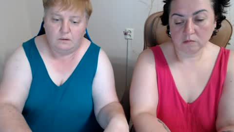 Snapshot of hotfiremommy chatting on July 15, 6:57 pm LimonkaFire online show from July 15, 6:57 pm
