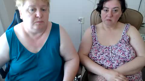 Snapshot of hotfiremommy chatting on July 16, 11:05 am LimonkaFire online show from July 16, 11:05 am