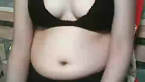 hotfuntasypinay online show from June 15, 11:29 pm