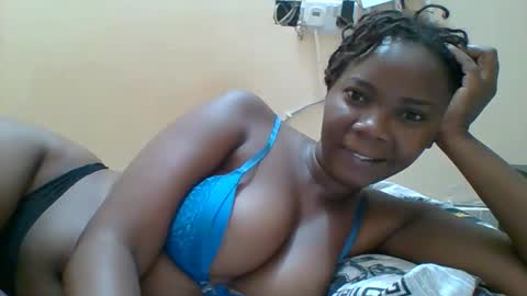 Queen online show from February 24, 4:10 am